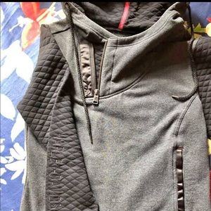 Women’s Harley Davidson sweatshirt